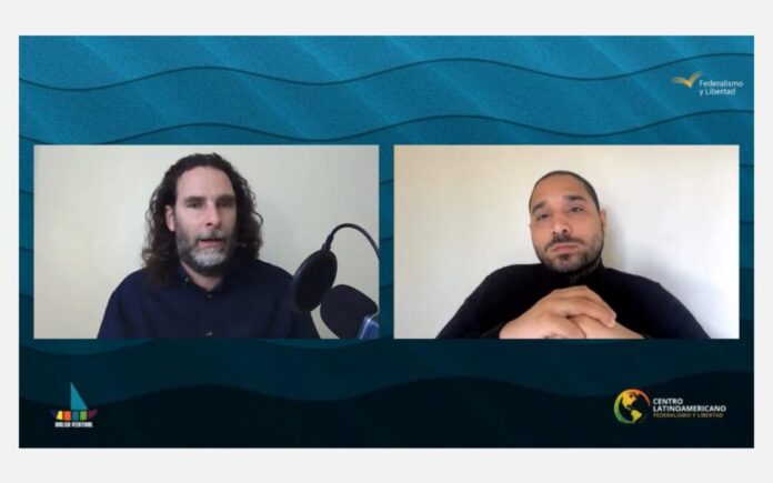 Diálogo con Asiel Babastro